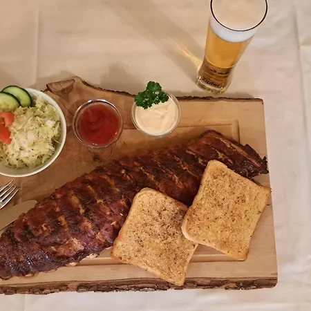 Hotel Vomperhof 3*