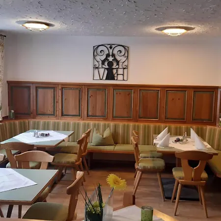 Szálloda Vomperhof 3*